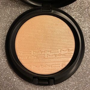 BNIB! MAC Extra Dimension Skin Finish Double-Gleam